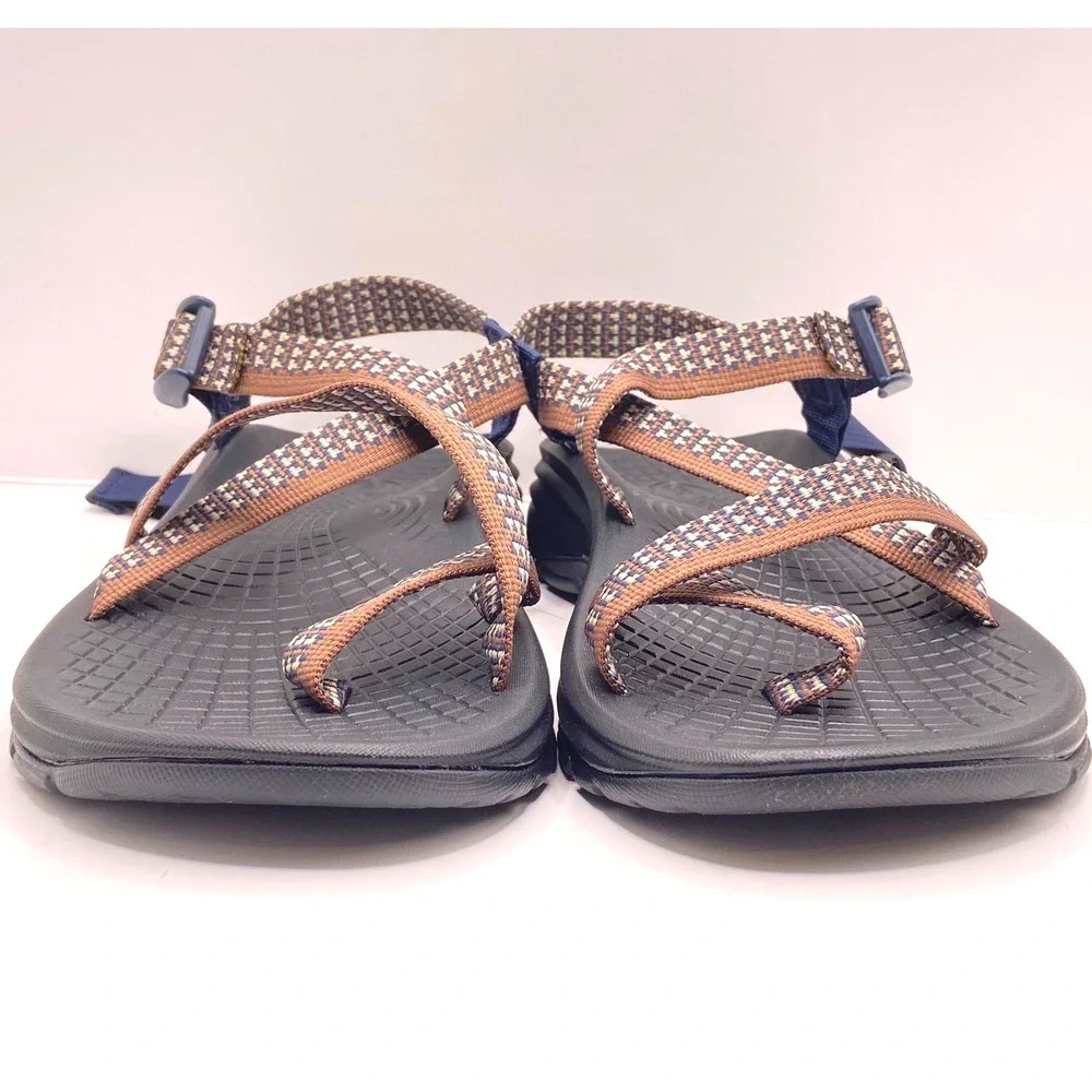 Chaco Men Z/Volv 2 Sandals 10 NWOB Traction Pinecone Strappy Hiking J106583